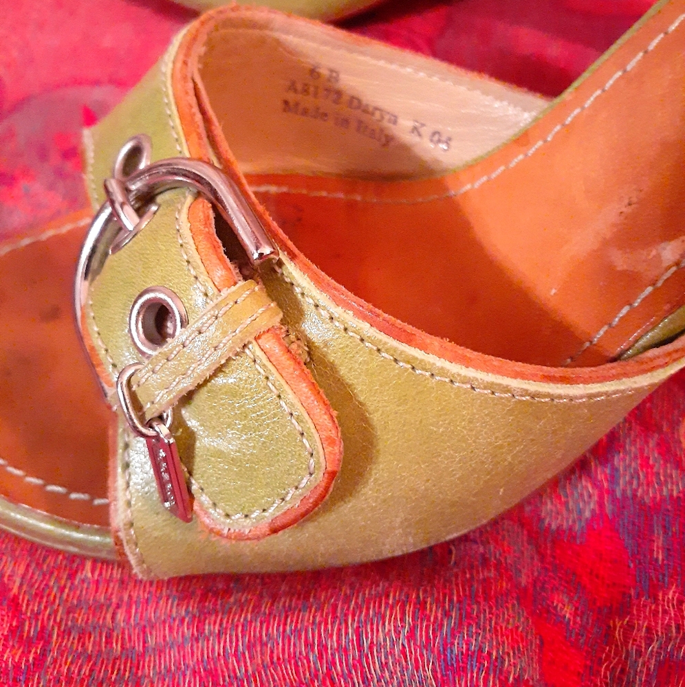 Vintage Coach Daryn Slides with Heel